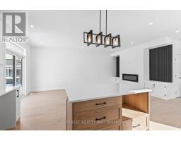 194-1 MCRAE STREET - 12