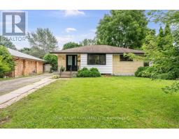 39 TRILLIUM CRESCENT - 1