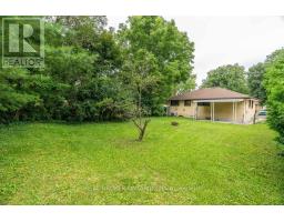 39 TRILLIUM CRESCENT - 32
