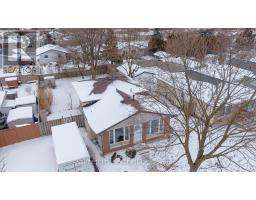 41 FENNELL CRESCENT - 1