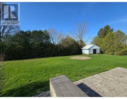 48 LYNN CRESCENT - 6