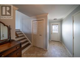 747 GRENFELL DRIVE - 4