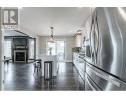 181 GILMOUR DRIVE - 14