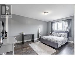 181 GILMOUR DRIVE - 25