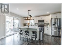 181 GILMOUR DRIVE - 9