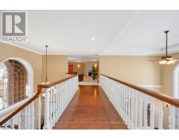 920 LAKESHORE ROAD - 12