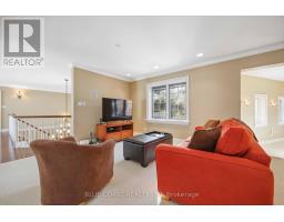 920 LAKESHORE ROAD - 13
