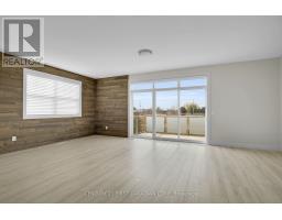 81 - 1040 CORONATION DRIVE - 13