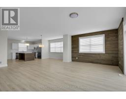 81 - 1040 CORONATION DRIVE - 14