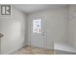 81 - 1040 CORONATION DRIVE - 5