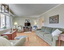 99 DOWNING CRESCENT - 4
