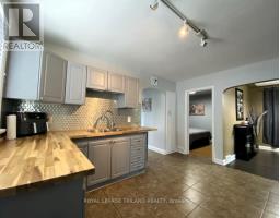 1069 HAMILTON ROAD - 13