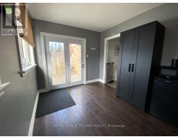 1069 HAMILTON ROAD - 23