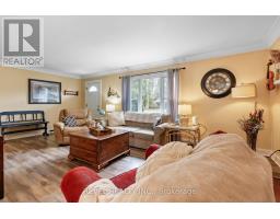 496 DEVONSHIRE AVENUE - 13