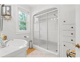 496 DEVONSHIRE AVENUE - 24