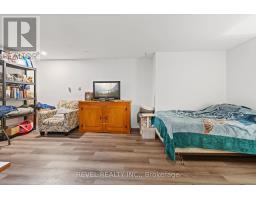496 DEVONSHIRE AVENUE - 27
