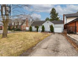 496 DEVONSHIRE AVENUE - 3