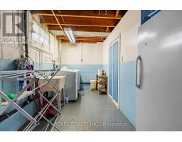 496 DEVONSHIRE AVENUE - 31