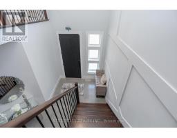 1378 HOWLETT CIRCLE - 36