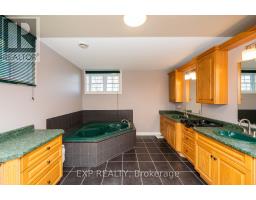 20437 MELBOURNE ROAD - 24