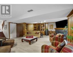 23 WOODFERN ROAD - 31