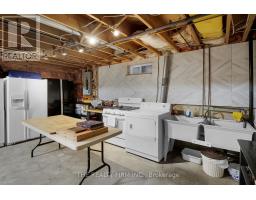 23 WOODFERN ROAD - 38