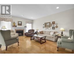 86 CALVERT LANE - 11