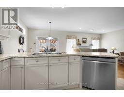 86 CALVERT LANE - 17