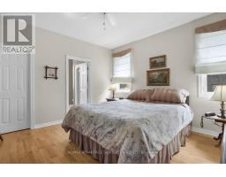 86 CALVERT LANE - 19