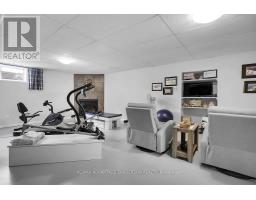 86 CALVERT LANE - 24