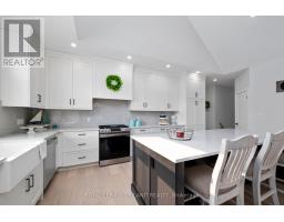 34 - 63 COMPASS TRAIL - 10