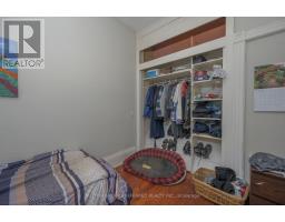 51 STANLEY STREET - 27