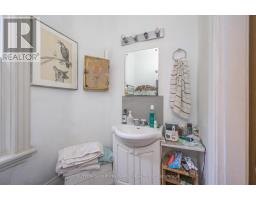 51 STANLEY STREET - 36