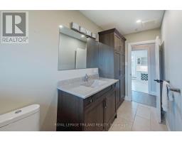 4504 EAST ROAD - 20
