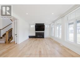 877 EAGLETRACE DRIVE W - 12