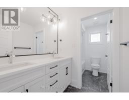 877 EAGLETRACE DRIVE W - 37
