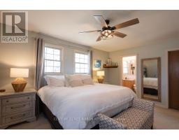 218 RIVERVIEW DRIVE - 33