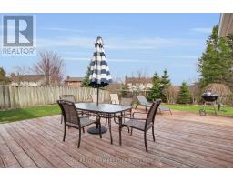 80 VIRGINIA CRESCENT - 43