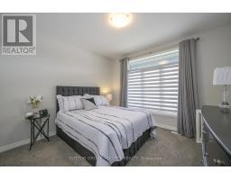 39 VIOLET COURT - 19