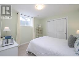 39 VIOLET COURT - 21
