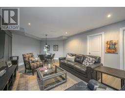 39 VIOLET COURT - 24
