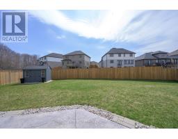 39 VIOLET COURT - 33
