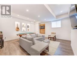 74 - 3380 SINGLETON AVENUE - 33