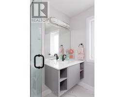 62 CRESTVIEW DRIVE - 33