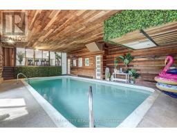 7 THISTLE COURT - 10