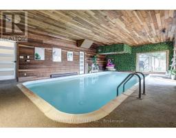 7 THISTLE COURT - 9