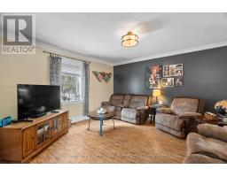 103 RICHMOND STREET S - 25