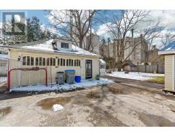 103 RICHMOND STREET S - 42