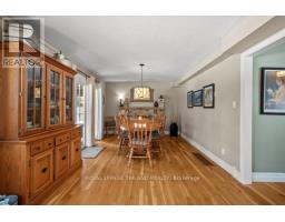 21 SHERWOOD CRESCENT - 13