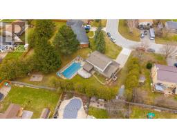 21 SHERWOOD CRESCENT - 50
